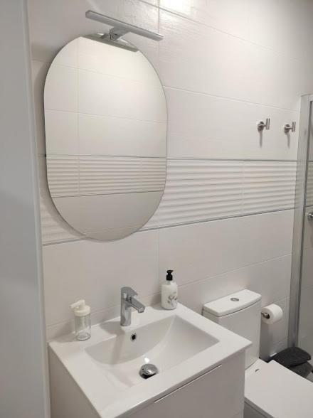 Apartamento Turistico Lyra Baena Extérieur photo