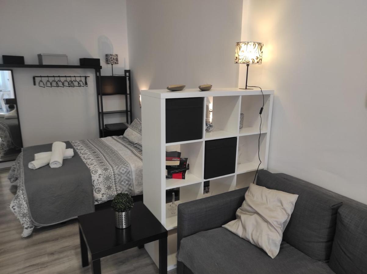 Apartamento Turistico Lyra Baena Extérieur photo